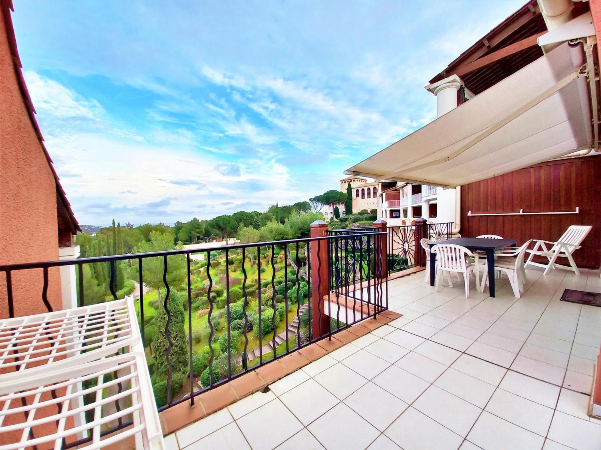 3 Pieces Tout Confort A Cap Esterel Сен-Рафаэль Экстерьер фото